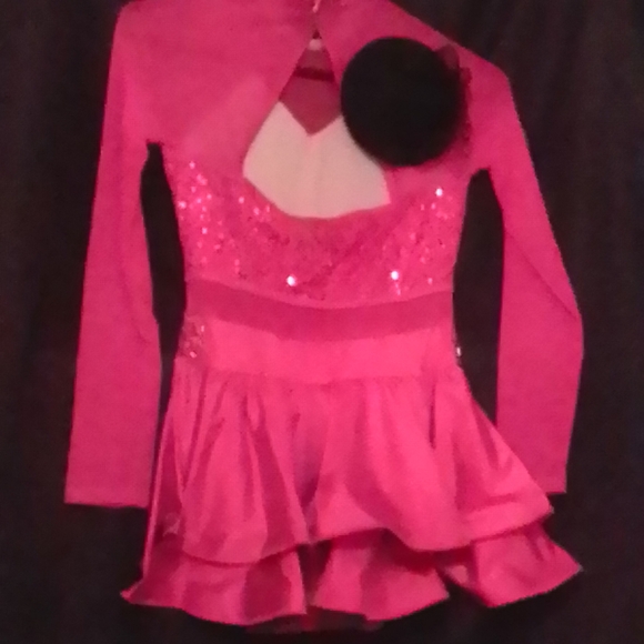 Competition Costume - Picture 2 of 5